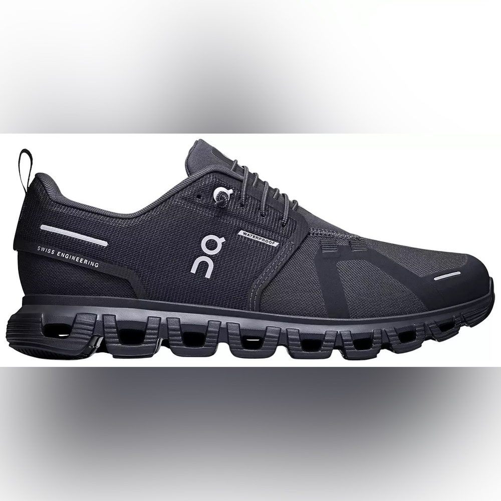 On Black Sneakers Women's Cloud 6 Waterproof Shoes